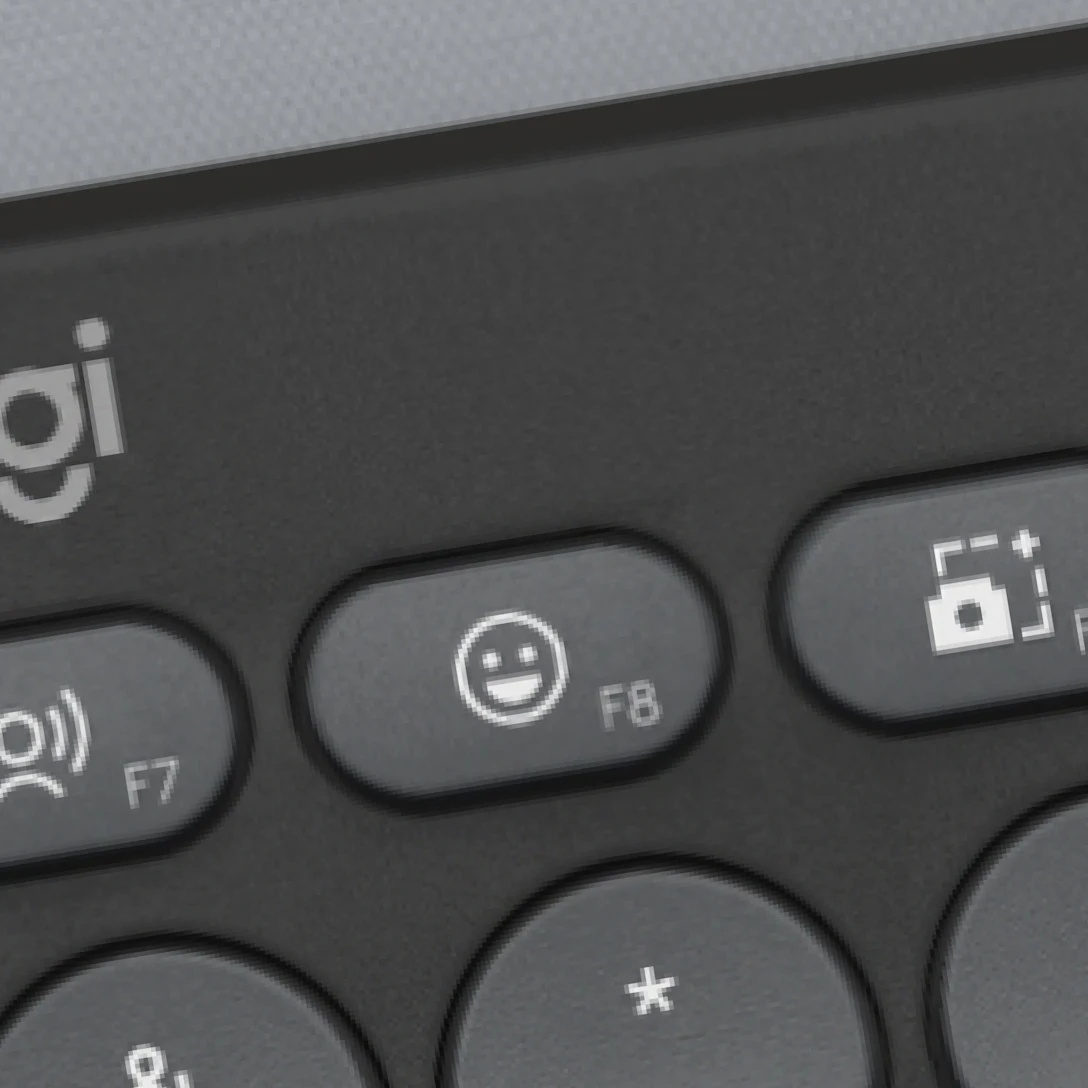 Logitech - Keyboard - Wireless - Graphite