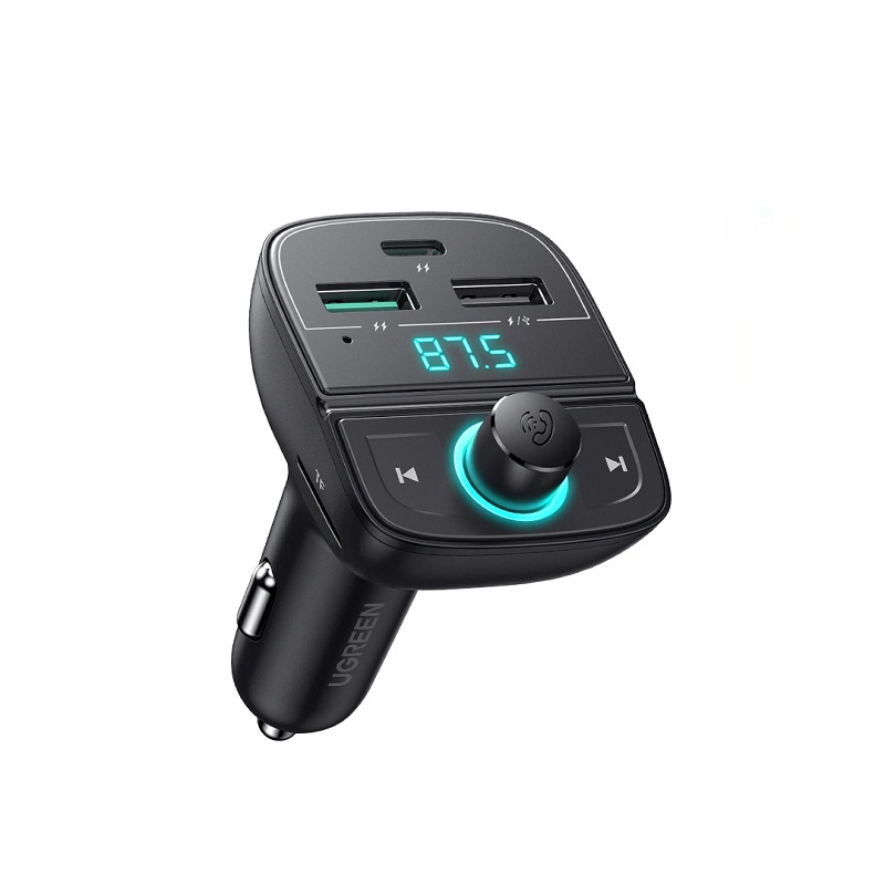 Cargador de Carro UGREEN CD229, 3 puertos USB, 2x USB Tipo C y 1x USB-A, Carga Rápida 31.5W, Bluetooth 5.0, tarjeta TF, Negro